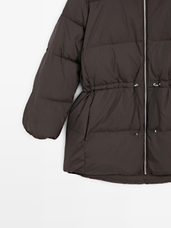 Massimo Dutti Пуховик с эластичным поясом и водоотталкивающей пропиткой, кротово-коричневый