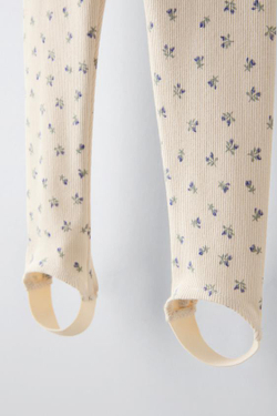 ZARA ЛЕГИНСЫ С ЦВЕТОЧНЫМ ПРИНТОМ, ПАСТЕЛЬНО-СИНИЙ