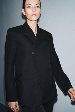 ZARA БЛЕЙЗЕР ИЗ 100% ШЕРСТИ — ZW COLLECTION LIMITED EDITION, ЧЕРНЫЙ