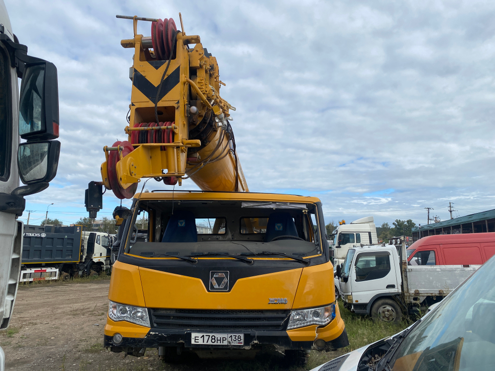 XCMG XCT25 Автокран XCT25L5_SR (Дизельный, 6,4 л, 256 л.с.,МТ)