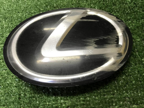 Эмблема решетки радиатора Lexus RX 3 AL10 (08-12)