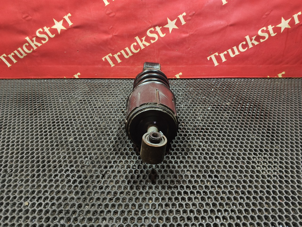 Амортизатор кабины передний 2020г