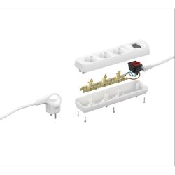 Удлинитель электрический ЭРА U-3es-3m-3x1,5 с заземлением с выключателем 3 розетки 3м ПВС 3x1,5мм2 16А