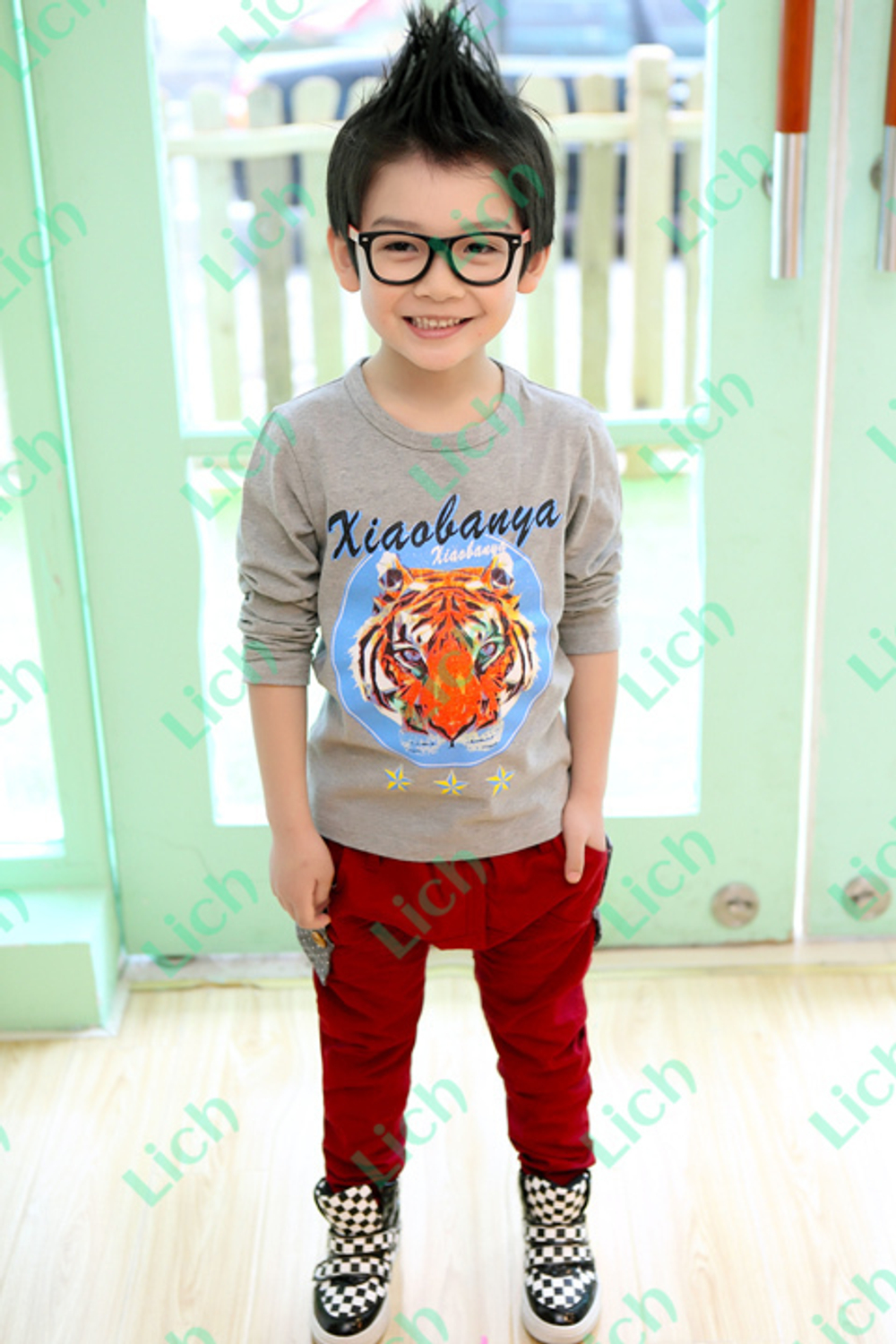 Лонгслив детский с принтом тигра