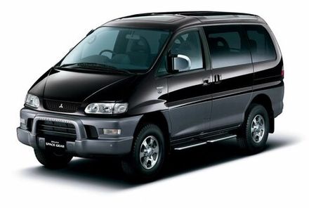 Mitsubishi Delica (1994-2006)
