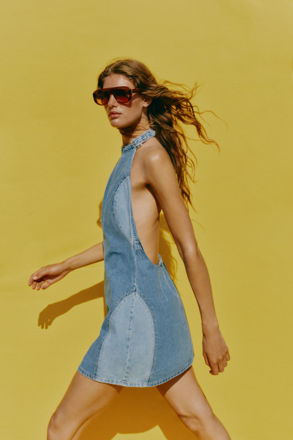 ZARA МИНИ-ПЛАТЬЕ Z1975 С ОТКРЫТОЙ СПИНОЙ, ВЫЦВЕТШИЙ СИНИЙ