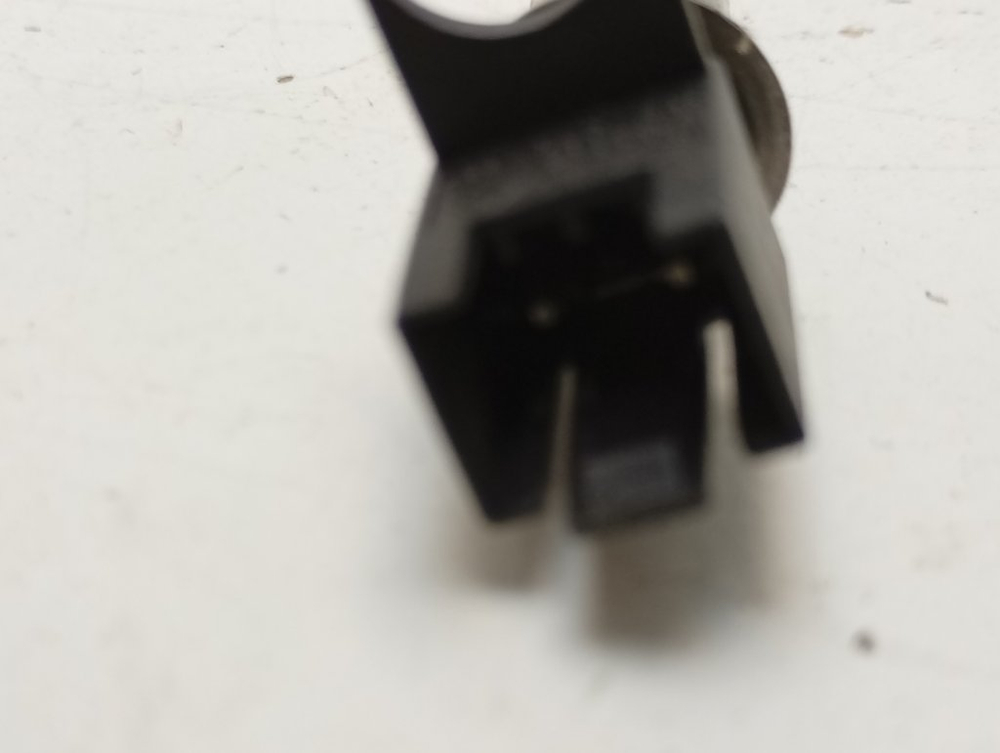 WISL82 кт57 Датчик температуры для стиральной машины Indesit 2790051162 б/у