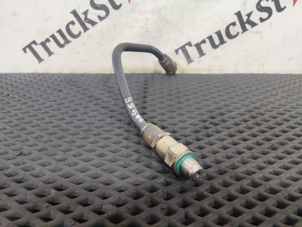 Трубка топливная