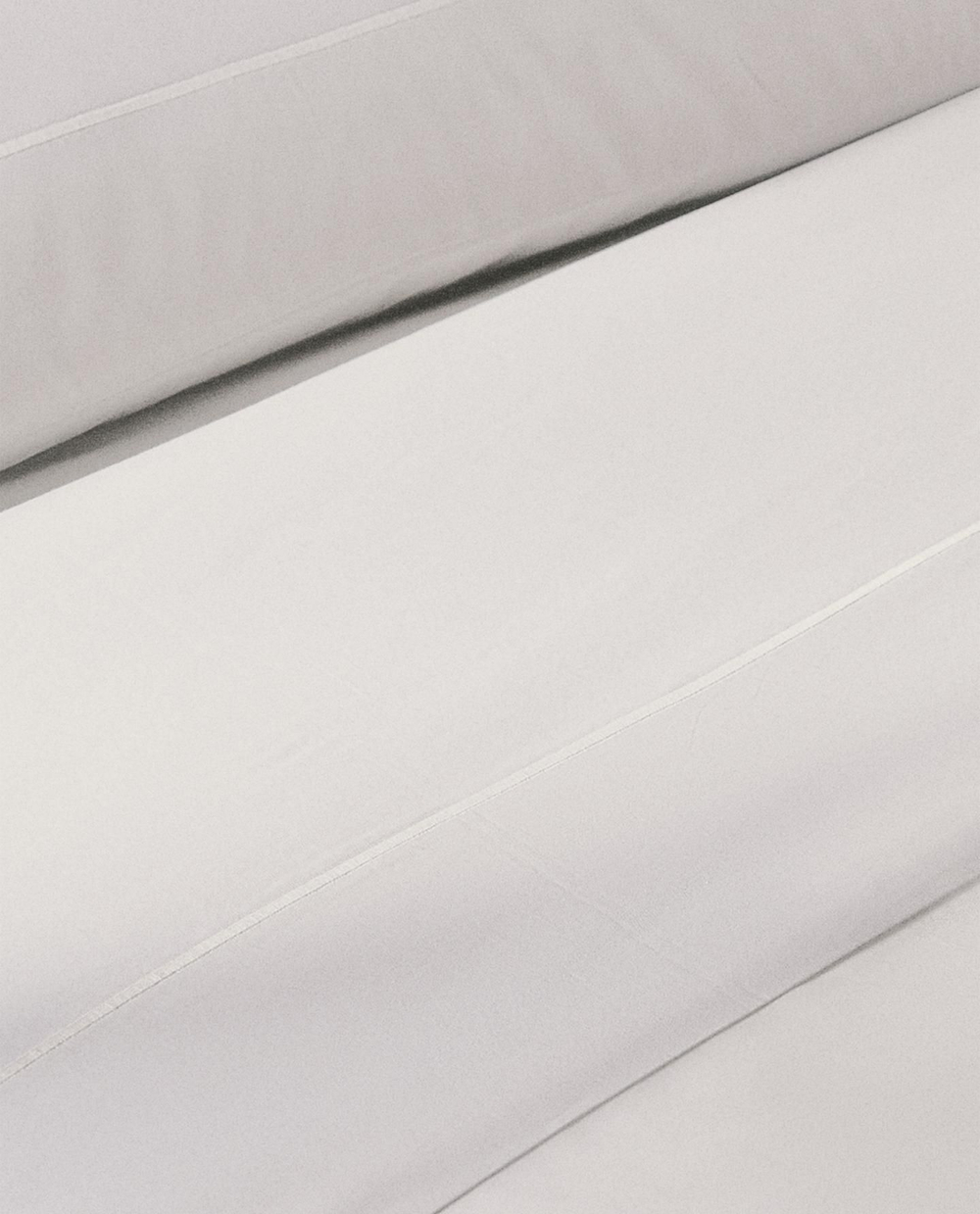 Zara Home - Простыня из хлопковой ситцевой гирлянды (800 нитей), белый, 270x280 см