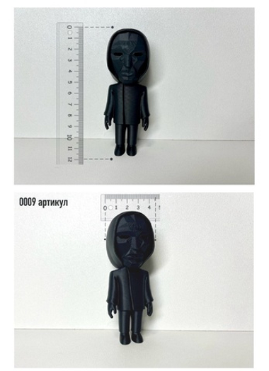 Игра кальмара черный человечек 12 см