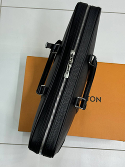 Портфель Louis Vuitton