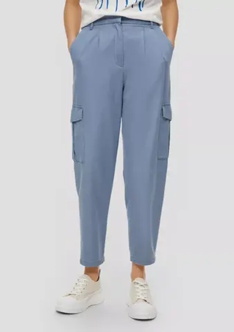 Расслабленные: брюки-карго из твила