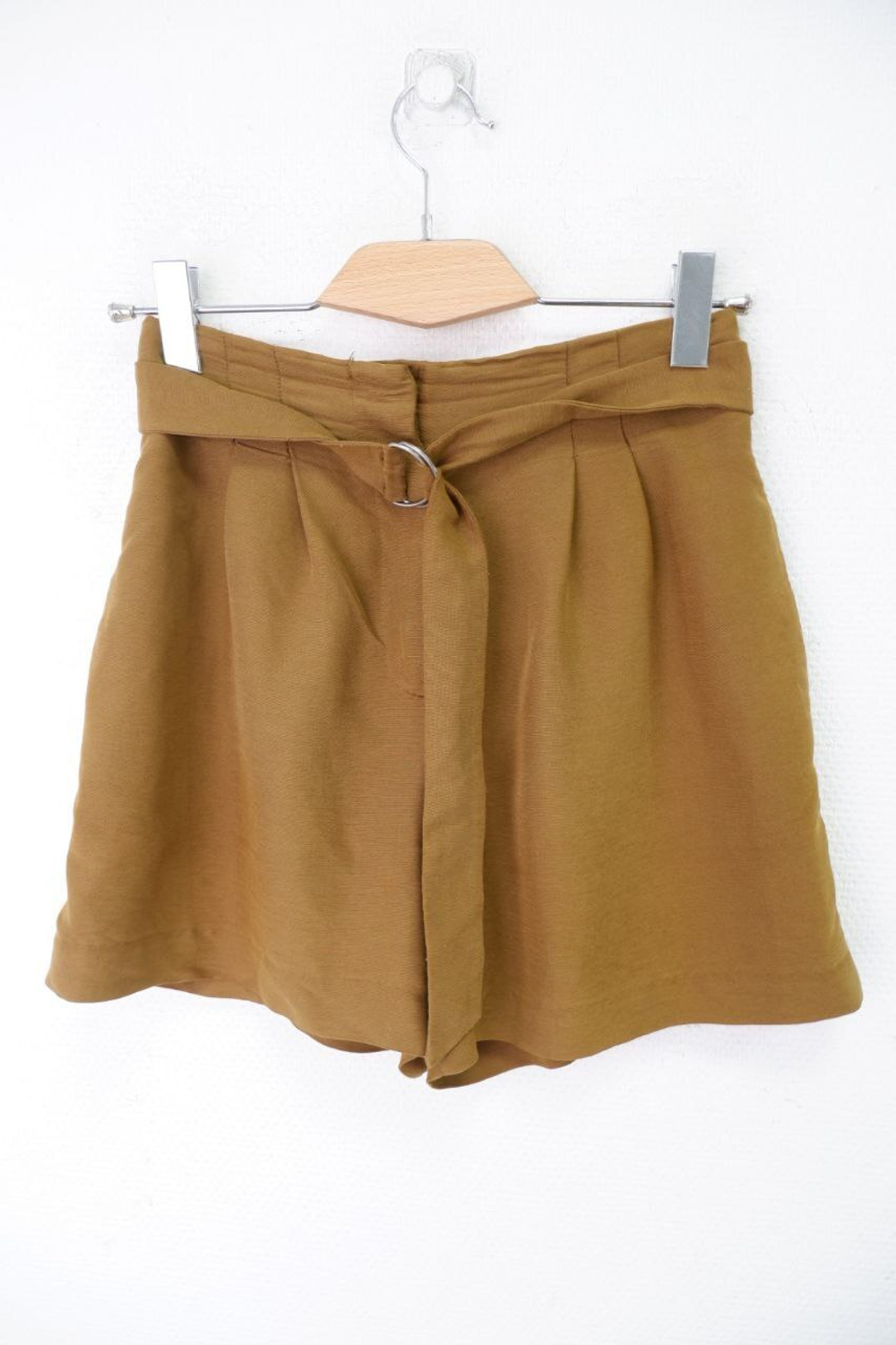 Шорты H&M с поясом 40 размер