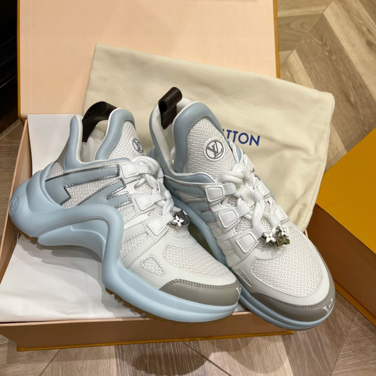 Louis Vuitton Archlight