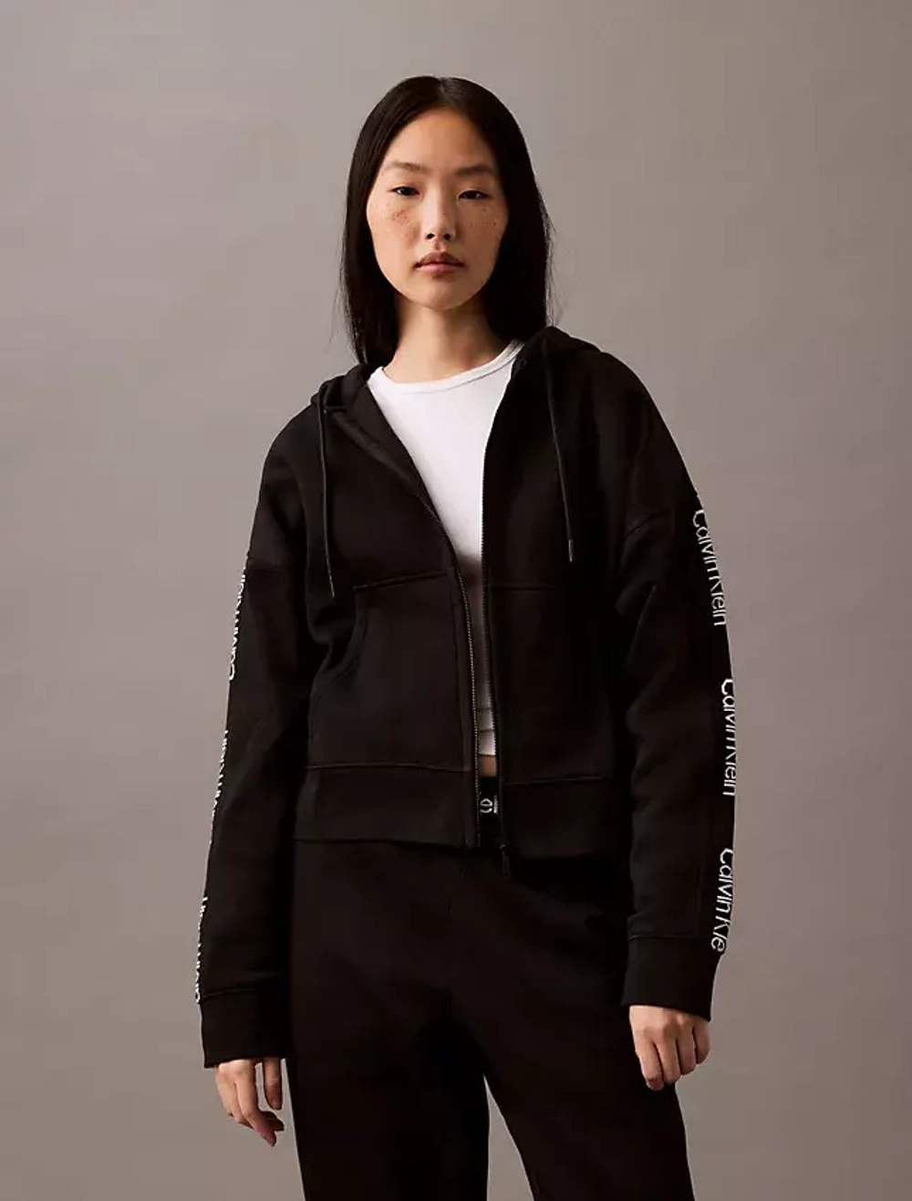 Худи Calvin Klein