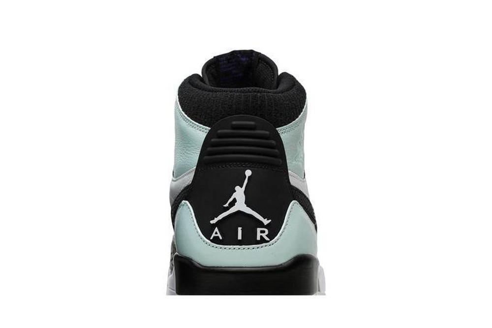Кроссовки Jordan Legacy 312 Utilizes The Familiar Igloo From Art Basel