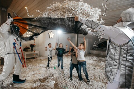 Бумажная дискотека