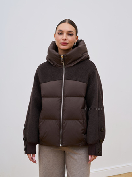 Комбинированный серый пуховик с капюшоном