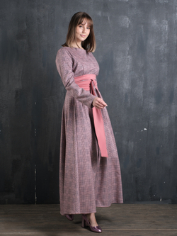 Платье с кушаком /персик клетка