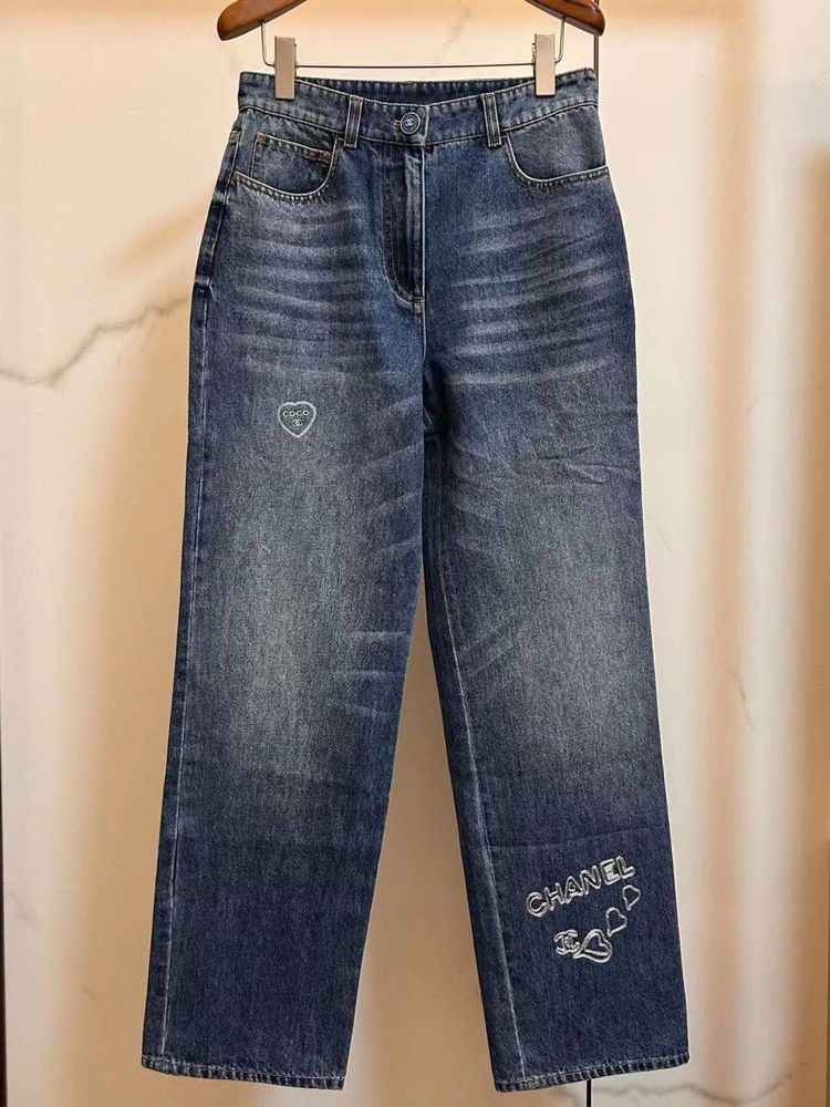 Джинсы Valentino