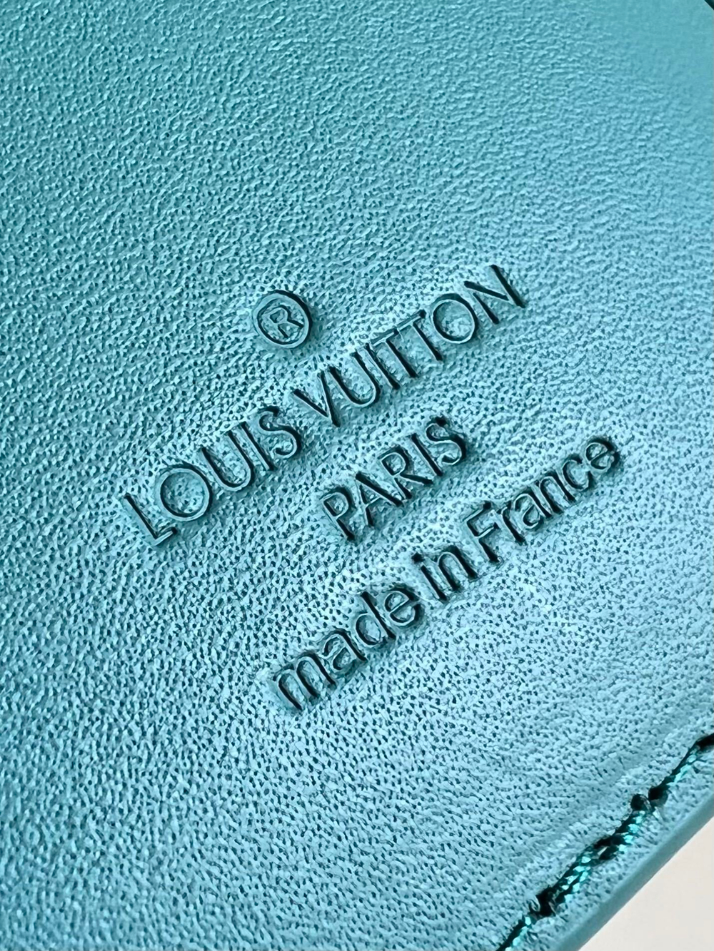 Louis Vuitton Brazza Wallet