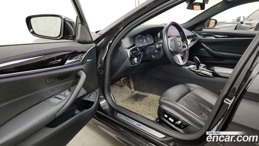 BMW 5 Series (G30) 530i M Sports (12.2021)