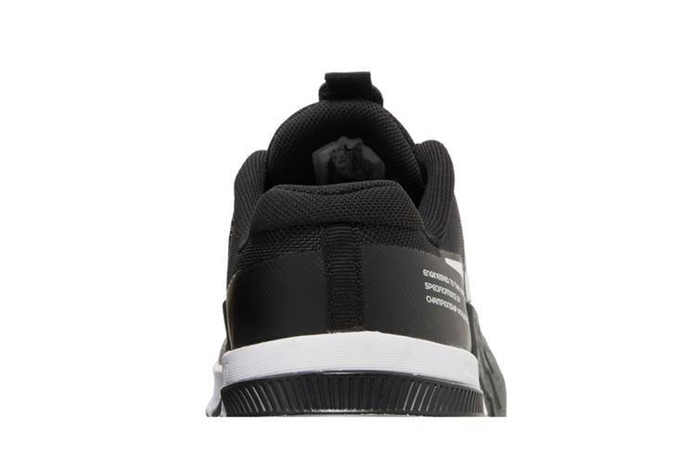 Кроссовки Nike Metcon 8 Flyease