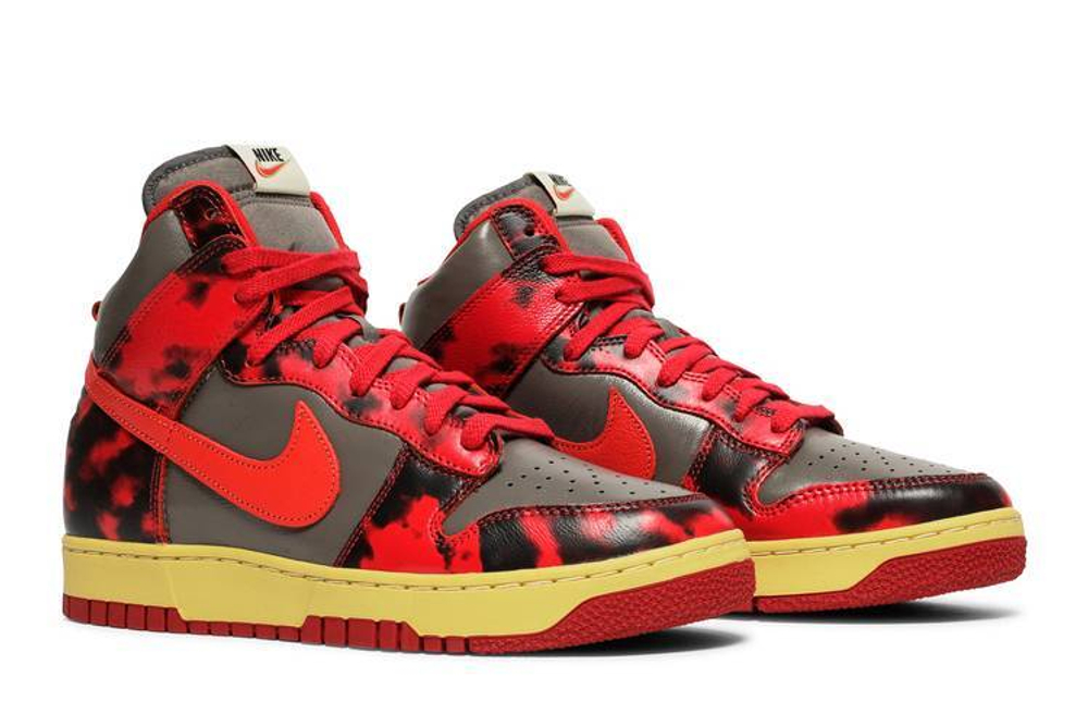 Кроссовки Nike Dunk Sp "Red Camo Acid Wash"