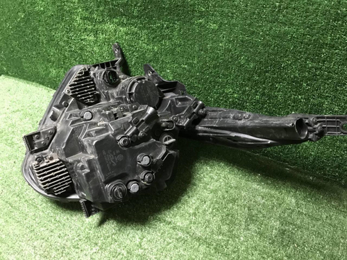 Фара правая Kia Sportage 5 NQ5 (21-нв) LED