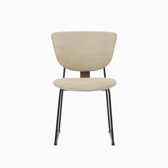 Обеденный стул Murten мягкая бежевая обивка, металлический черный каркас 