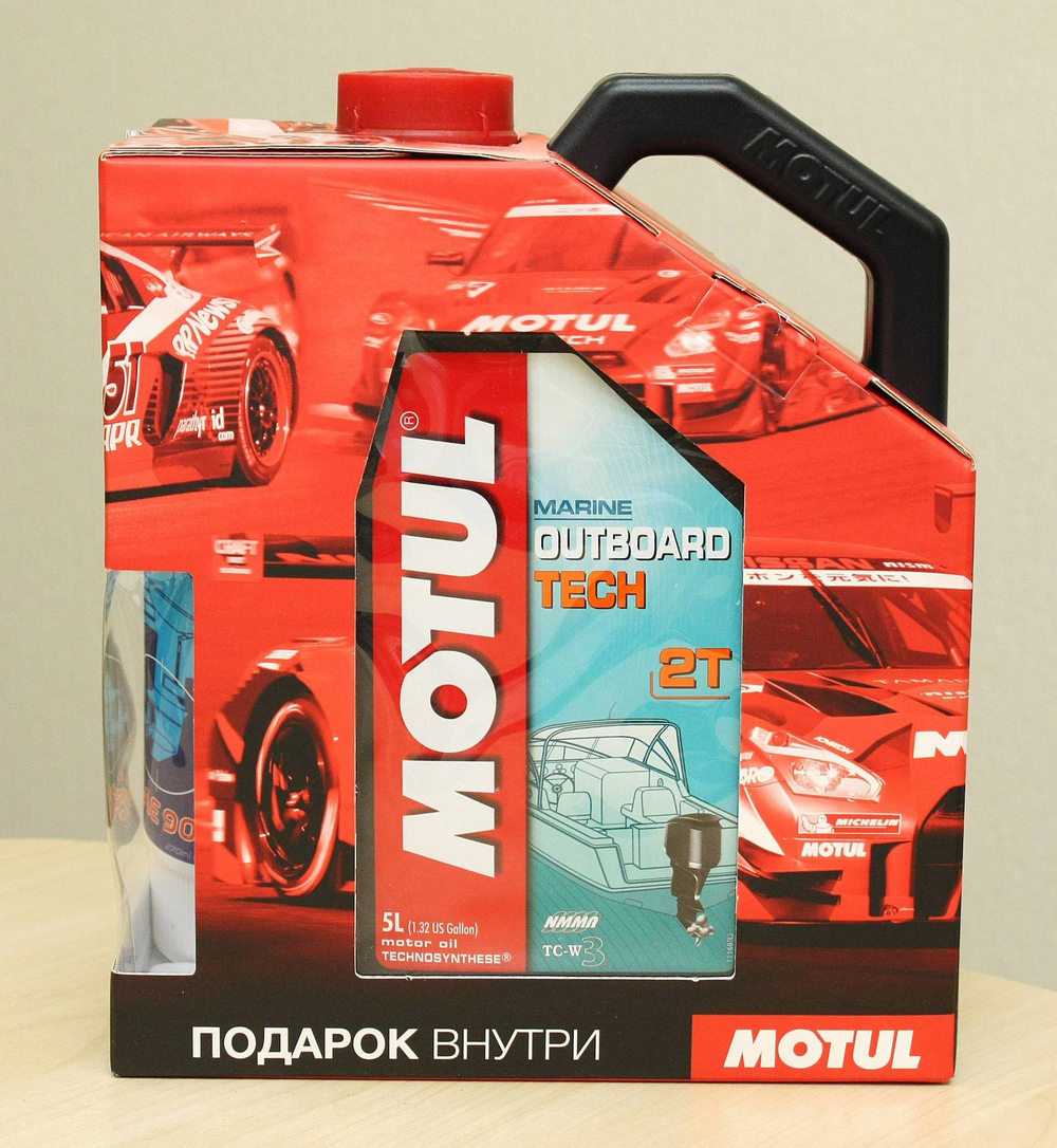 АКЦИЯ! Масло Motul Outboard Tech 2T 5л + Трансмиссионное масло Translube 90 в подарок!