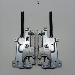 Петля двери ПММ Electrolux Б/У (за 1шт)