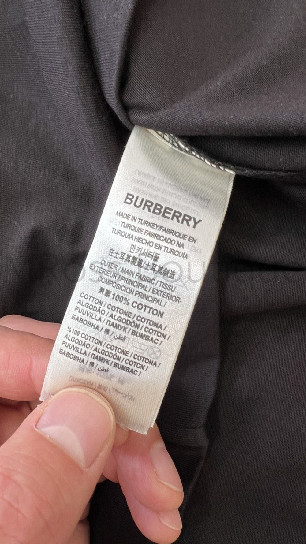 Хлопковая футболка Burberry черного цвета