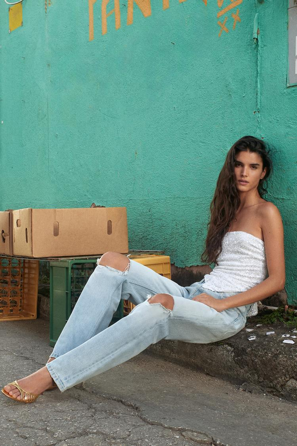 ZARA ДЖИНСЫ TRF ПРЯМОГО КРОЯ С НИЗКОЙ ПОСАДКОЙ И РАЗРЕЗАМИ, ГОЛУБОЙ