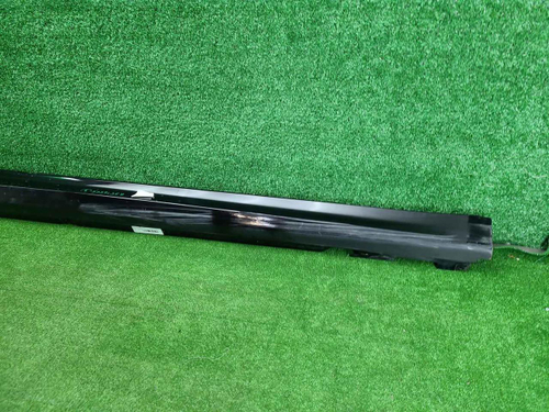 Накладка порога правая BMW 5er G30 (17-20) M-paket