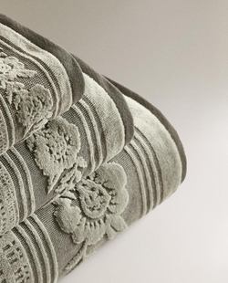 ZARA HOME ЖАККАРДОВОЕ БАННОЕ ПОЛОТЕНЦЕ ИЗ ВЕЛЮРА, ЗЕЛЕНЫЙ