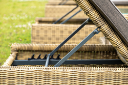 "Рим" шезлонг с подушкой, цвет соломенный