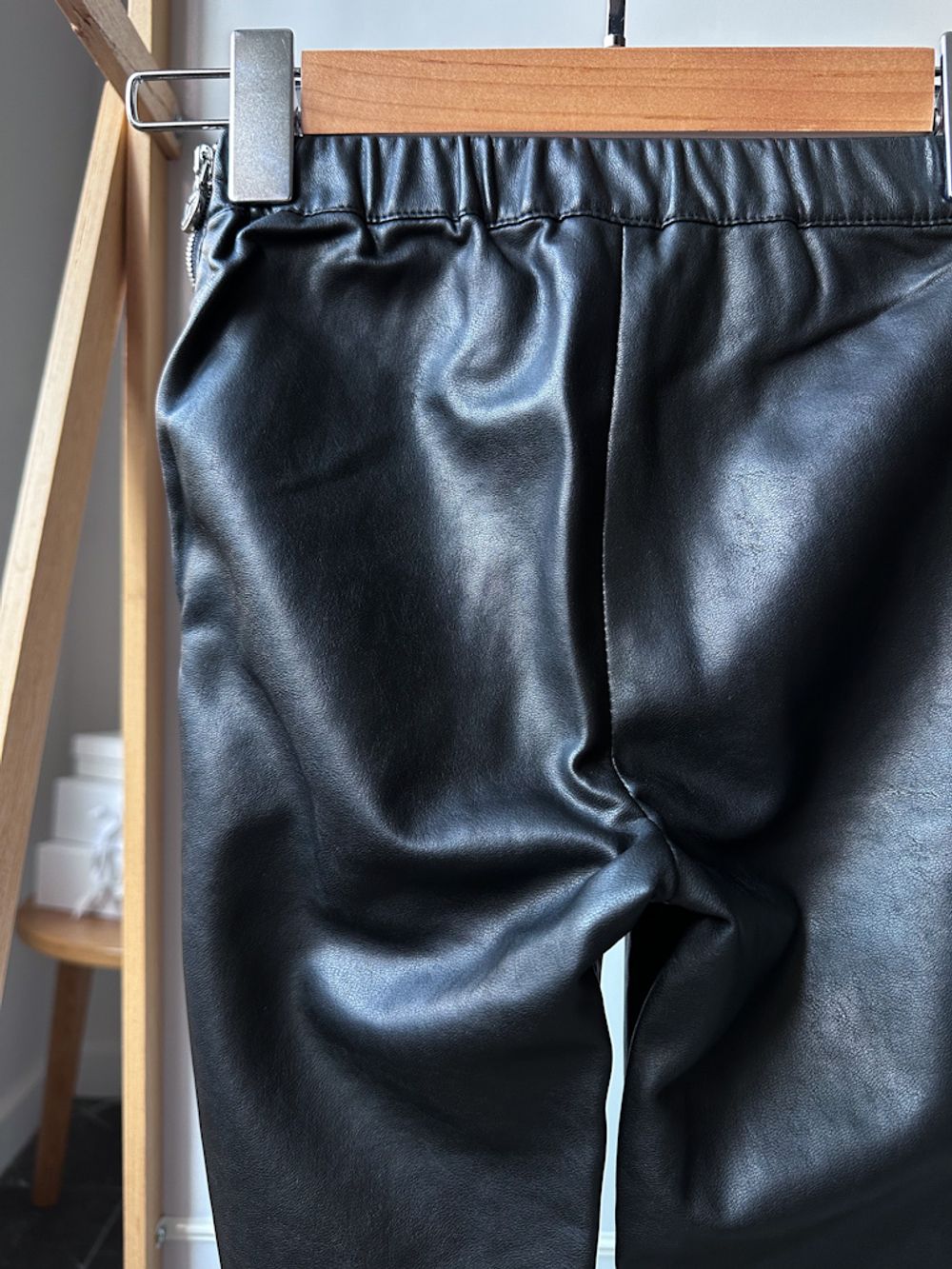 Леггинсы из эко-кожи Naumi , 146