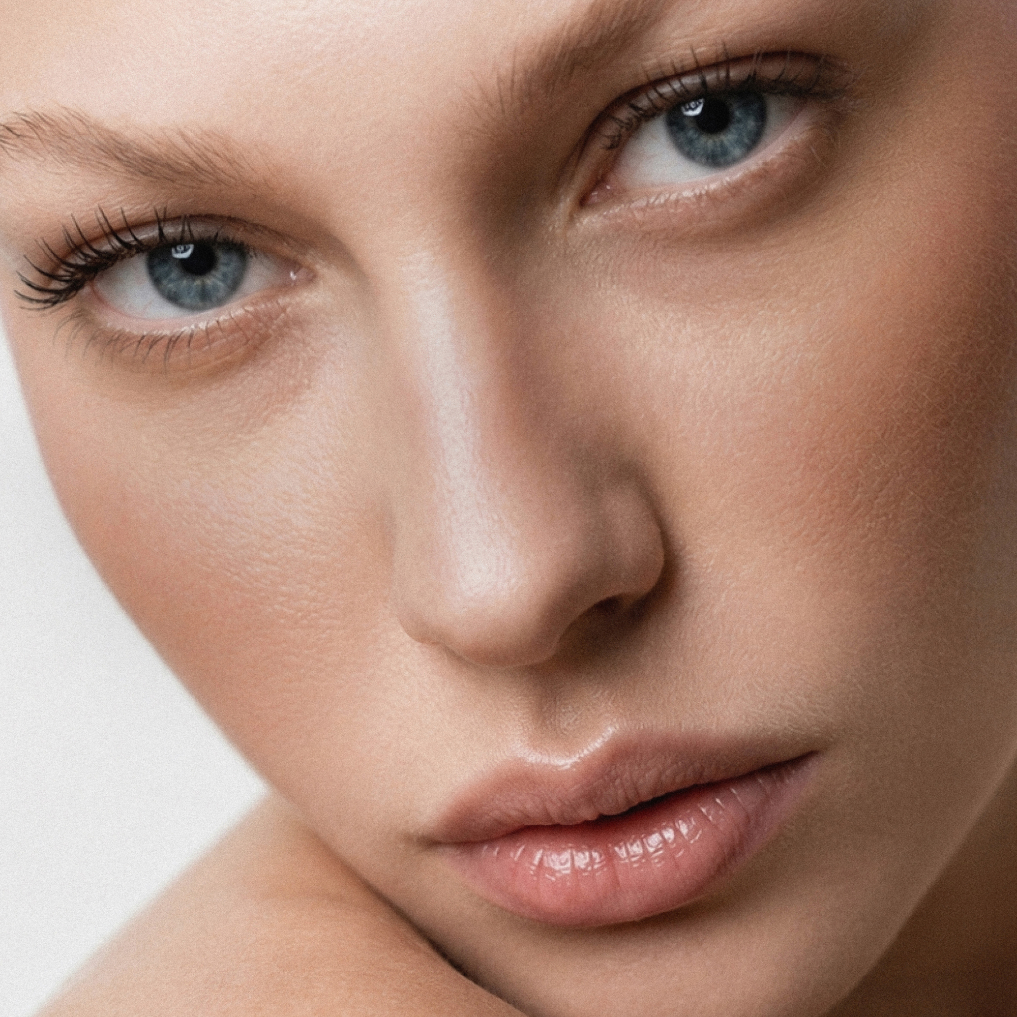 Румяна жидкие CHEEK COLOR HOT STUFF 5 мл