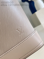 Louis Vuitton Noe MM