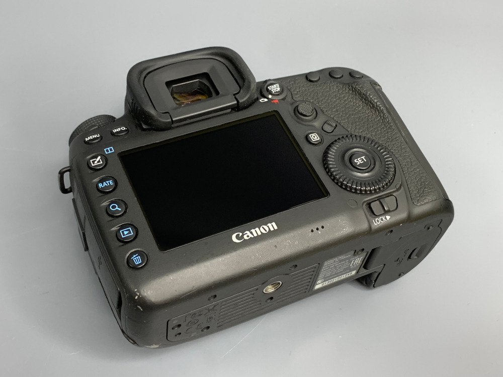 Canon 5D Mark IV 36.000 кадров