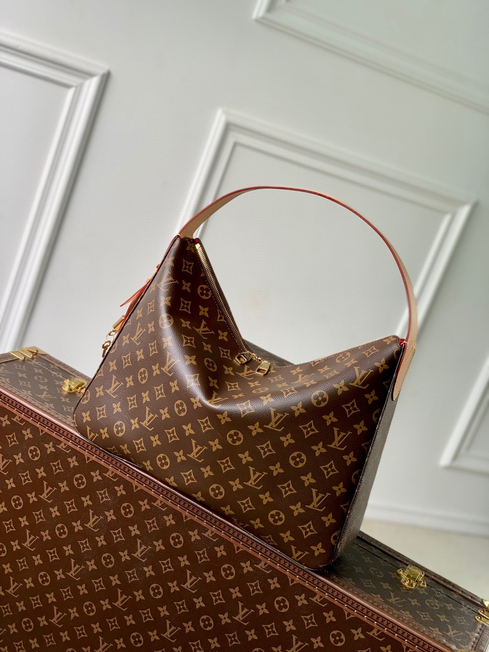 Louis Vuitton Slouchy MM