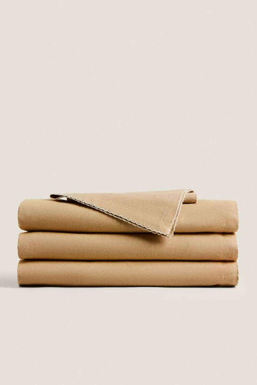 ZARA HOME СКАТЕРТЬ С ЗУБЧАТЫМИ КРАЯМИ, ОХРА