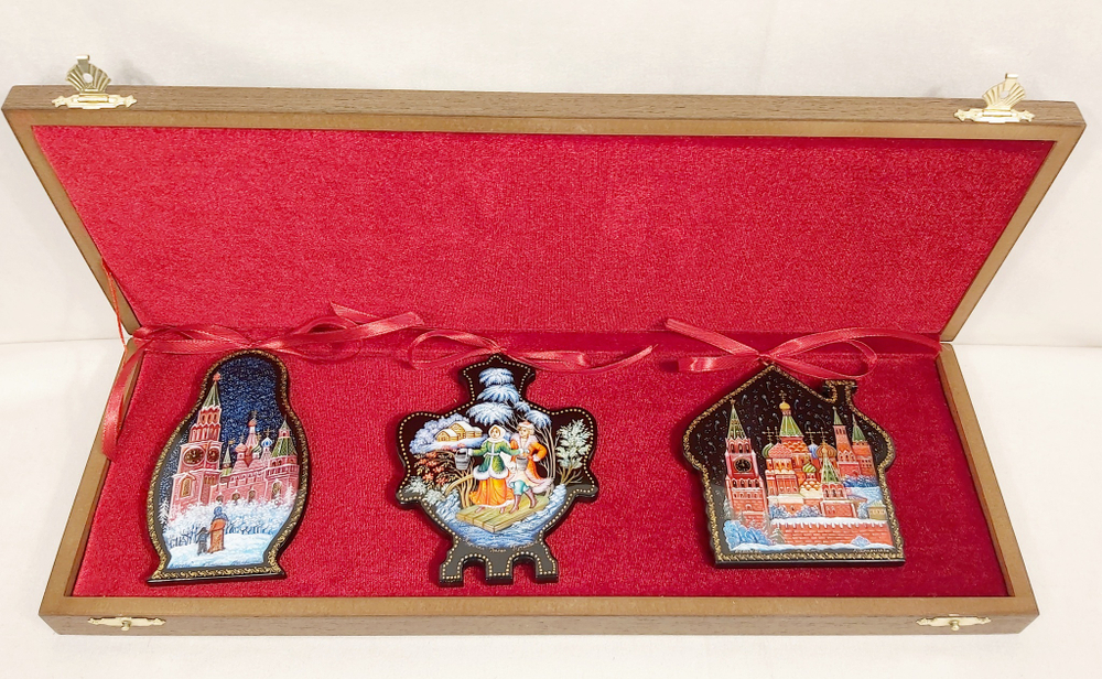 Набор из 3-х ёлочных игрушек  "Русская зима" с росписью Палех