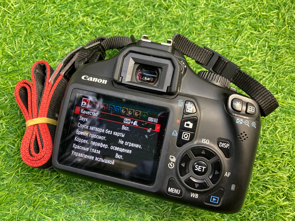 Canon EOS 1100D + 18-55mm Покупка/Продажа