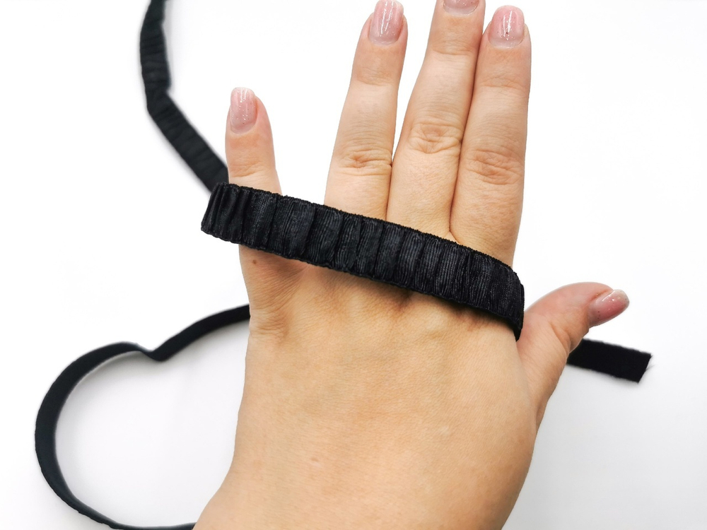 Бретелечная резинка со сборкой и блеском, 15 мм, черный, (Арт: BR960/15-170), м