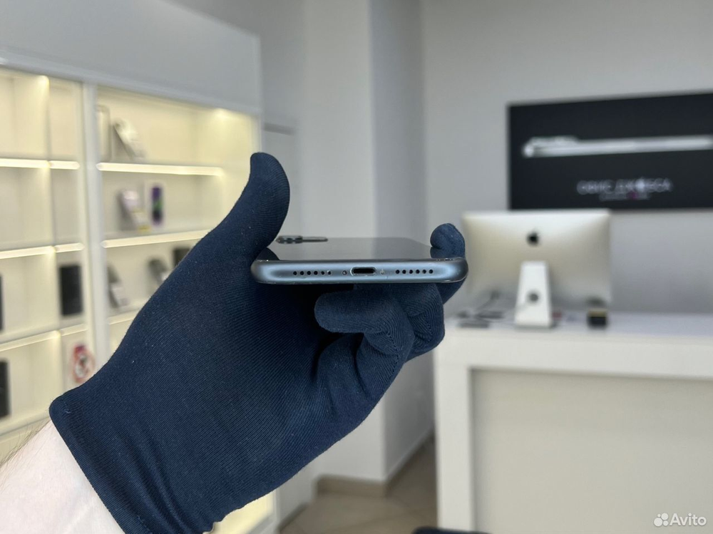 iPhone 11 256 ГБ б/у