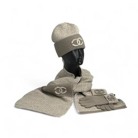 Комплект CHANEL (шапка + перчатки + шарф)