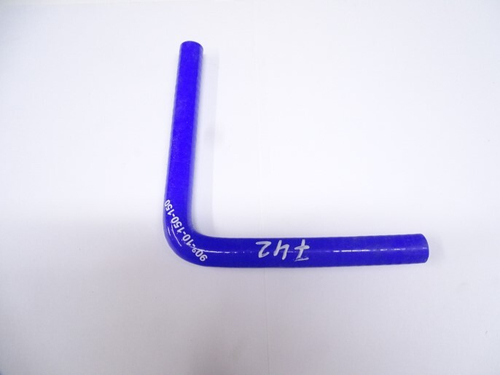 Патрубок угловой силикон 90,d 10,L150x150, 3 нити стенка (4мм) (CARUM)