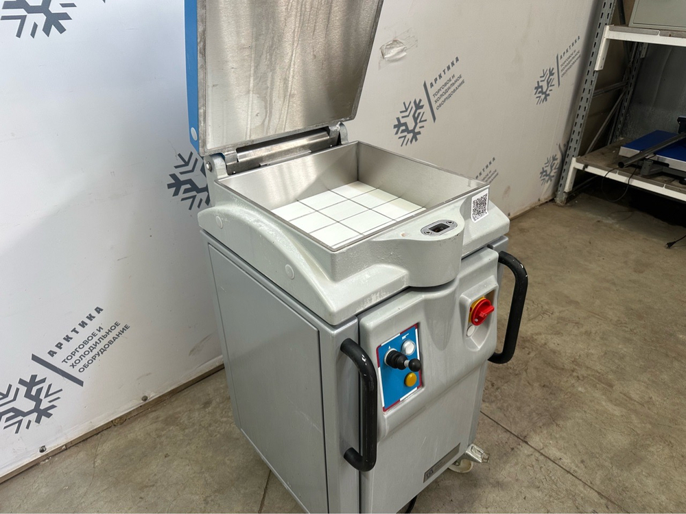 Тестоделитель Daub Bakery Machinery Robocut square